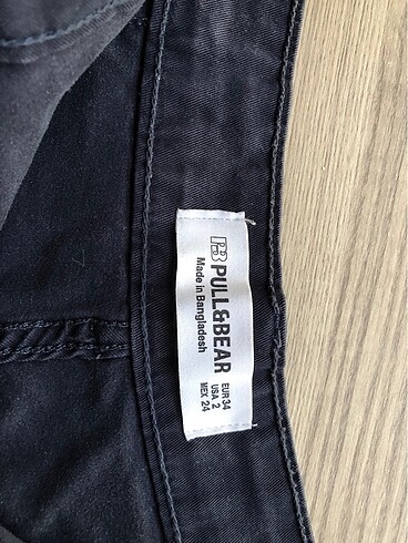 Pull and Bear mini sort etek