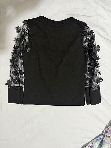 Zara Kız çocuk işlemeli bluz