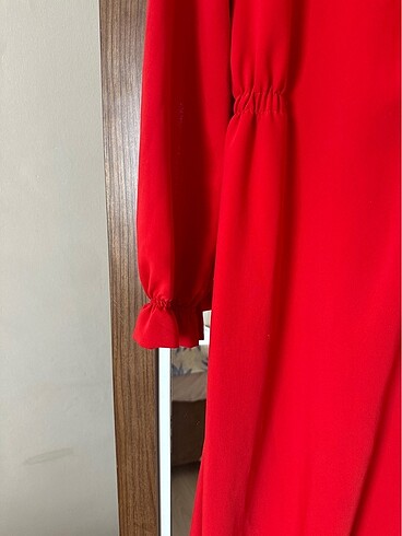 38 Beden kırmızı Renk Armine Tesettür elbise 38 beden nar çiçeği rengi