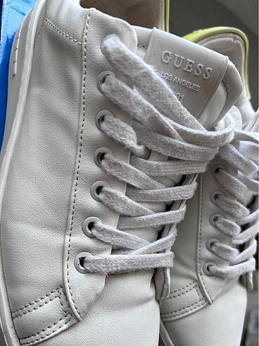 37 Beden guess orijinal spor ayakkabı