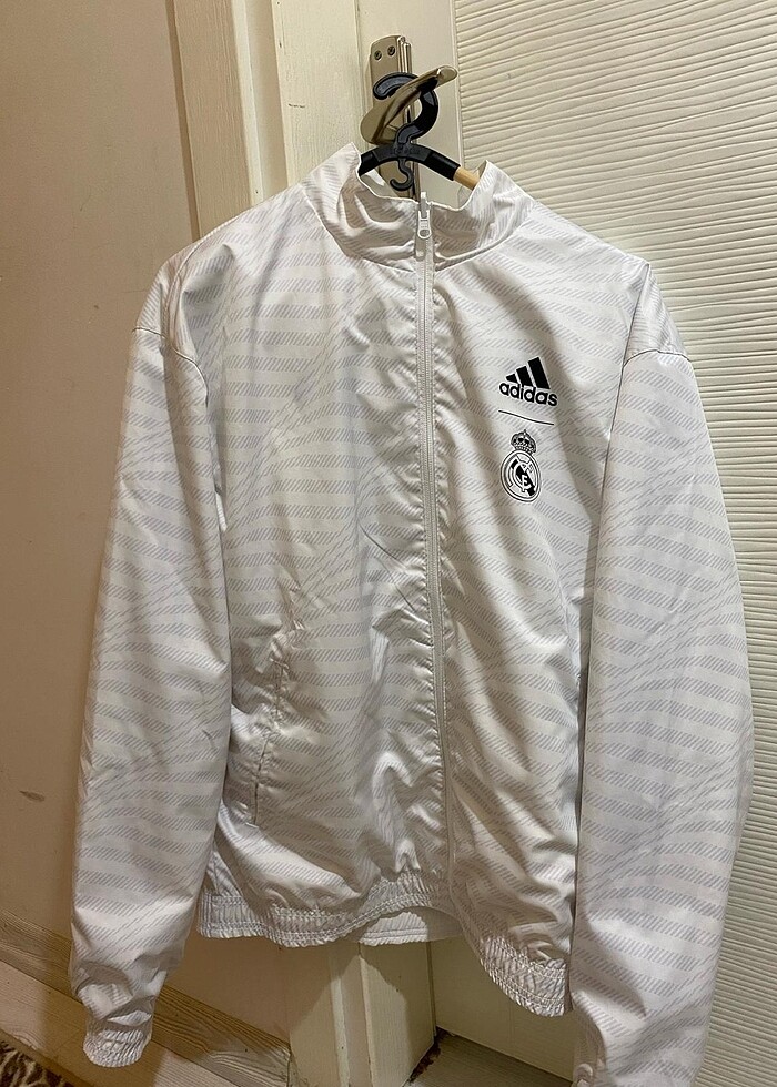 Adidas 23/24 Real Madrid Çift taraflı ceket - Görsel 3