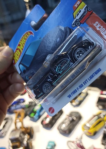 Beden Hot Wheels Renkli Drift-Ender Oyuncak Araba