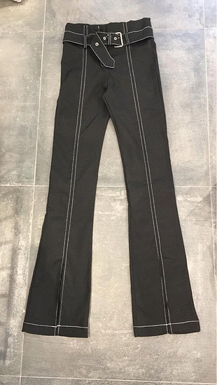 l Beden Zara sıfır ürün pantolon