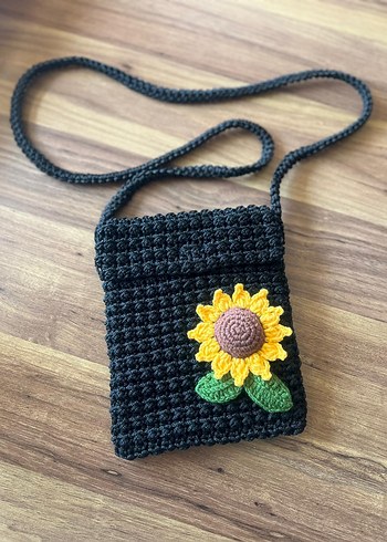 Zara Nakışlı Örgü Kadın Çapraz Çanta