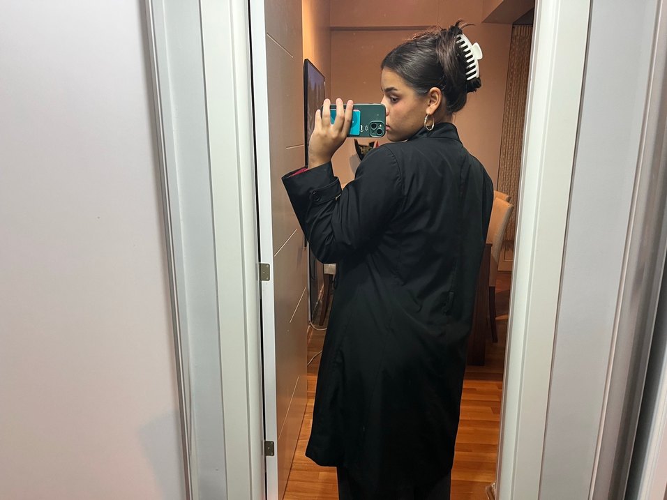 Siyah Midi Kadın Yağmurluk - Görsel 3