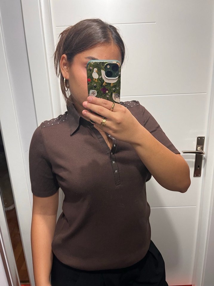 Düğmeli Koyu Kahverengi Deri Polo Tişört - Görsel 3