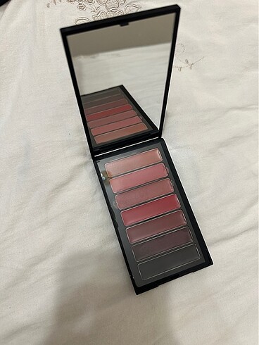 Nars ruj