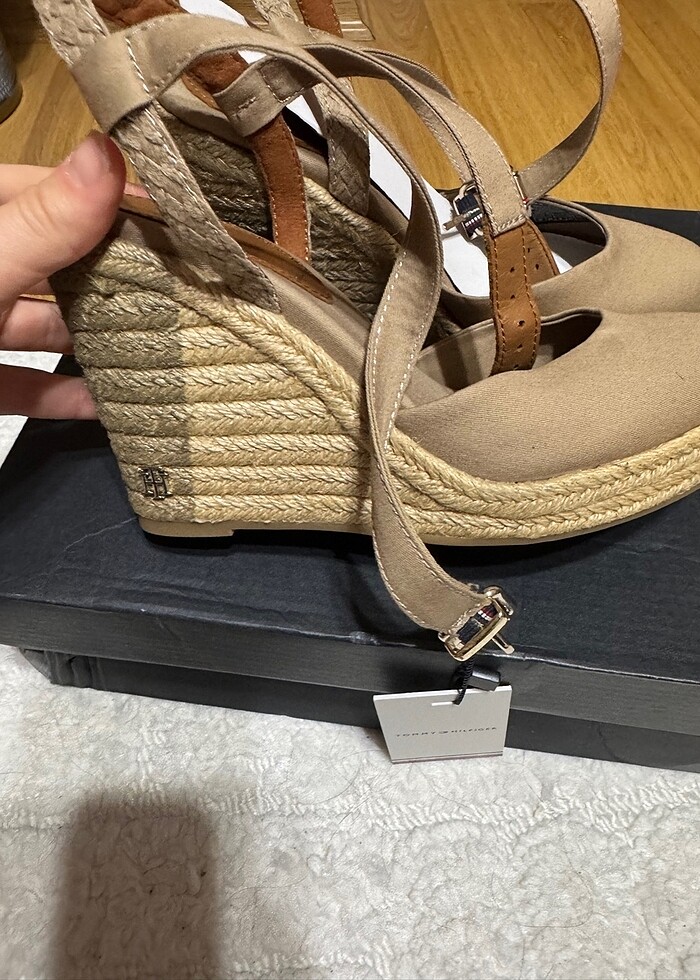 TOMMY HILFIGER DOLGU TOPUK ESPADRİL - Görsel 2