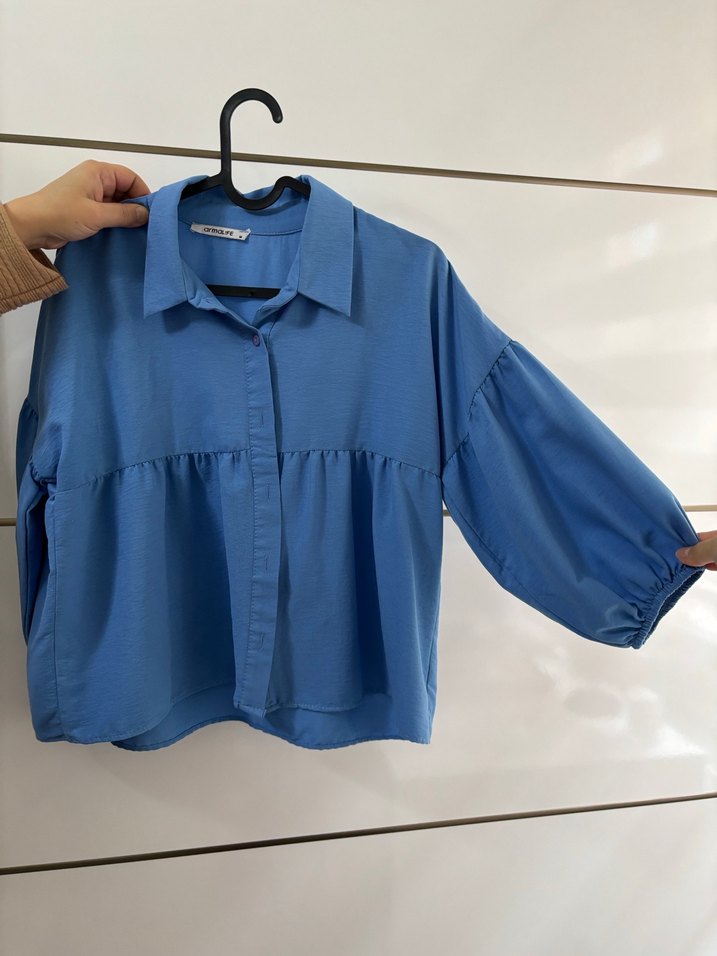 Düğmeli Mavi Kadın Gömlek - Görsel 2