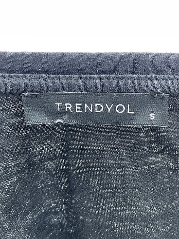 Trendyol & Milla T-shirt %70 İndirimli. - Görsel 4