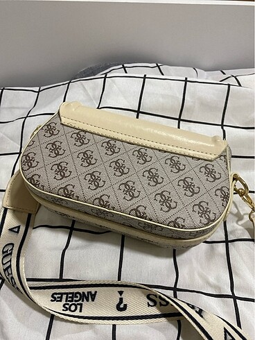 Guess guess canta