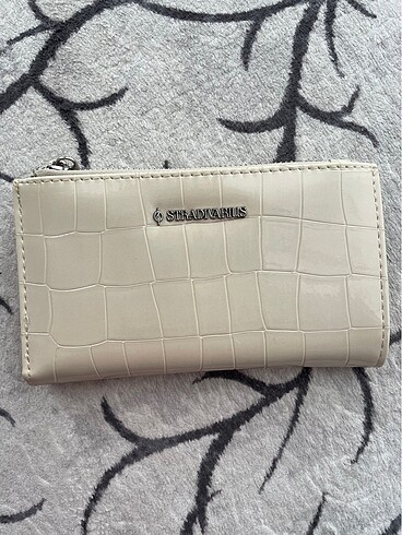 Stradivarius krem basic cüzdan