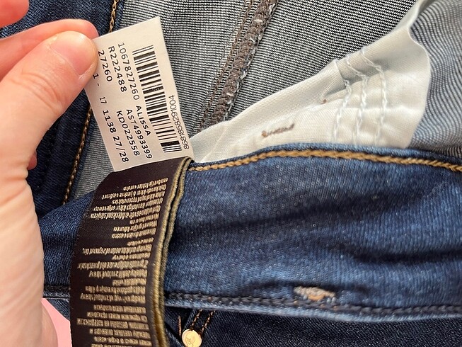 27 Beden Mavi Jeans