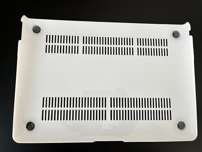 Beden Macbook Air M1 Kılıf