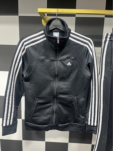 Adidas Adidas bayan eşofman S beden orj ?