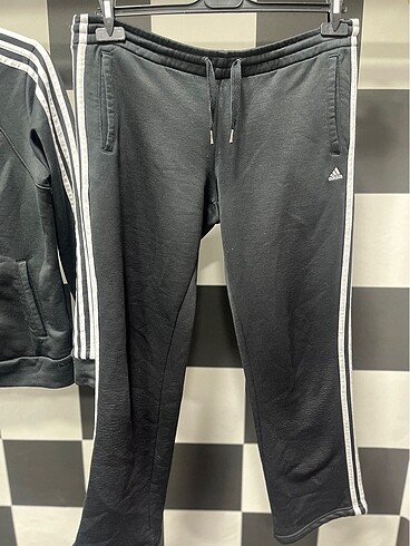 s Beden Adidas bayan eşofman S beden orj ?