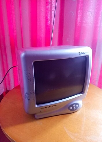 SCHAUB-LORENZ P-1008 DOLPHIN 10 inc Mini Televizyon