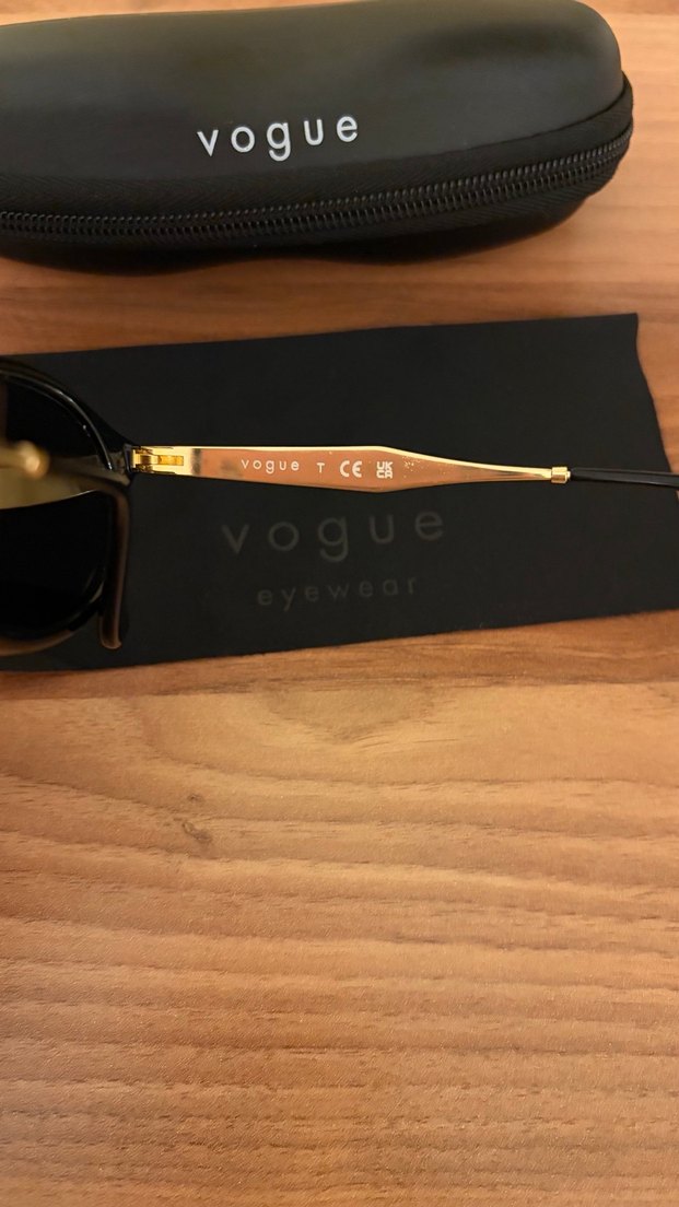 Vogue Siyah Kadın Gözlüğü - Görsel 2