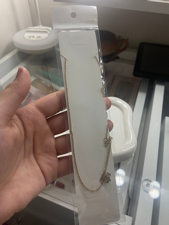 Altın Rengi Uzun Zincir Detaylı Y Kadın Kolye - Görsel 4