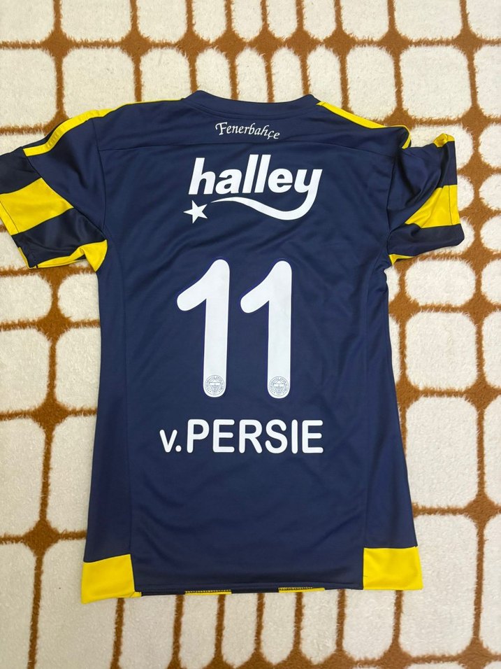 Fenerbahçe imzali van persie formasi - Görsel 2