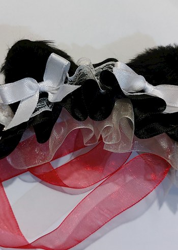 Kedi Aksesuarları Siyah ve Beyaz Tüylü Taçlar - Görsel 5