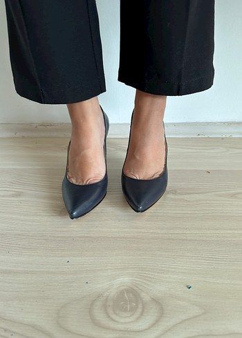 Derimod lacivert Stiletto Topuklu Kadın Ayakkabı