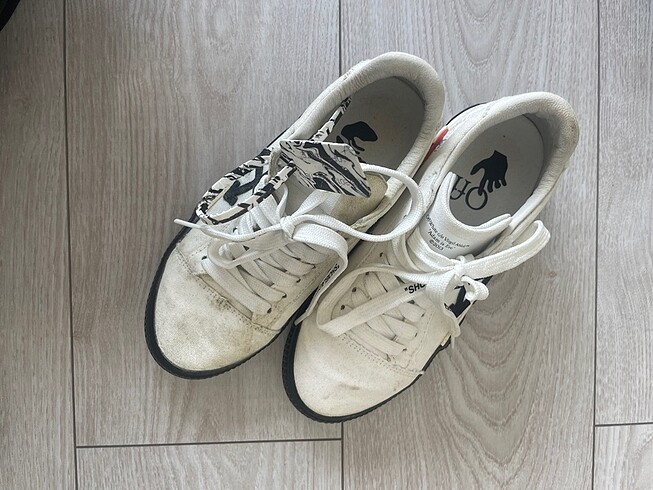 Off White - Virgil Abloh serisi