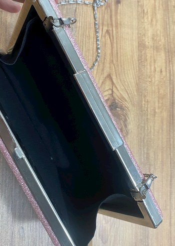 Pembe Parlak Deri Kadın Portföy Çanta - Görsel 7