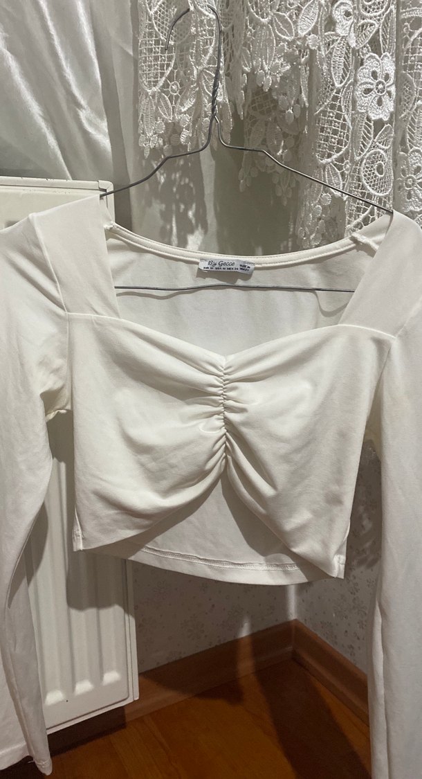 Beyaz Drapeli Uzun Kollu Keten Bluz - Görsel 3