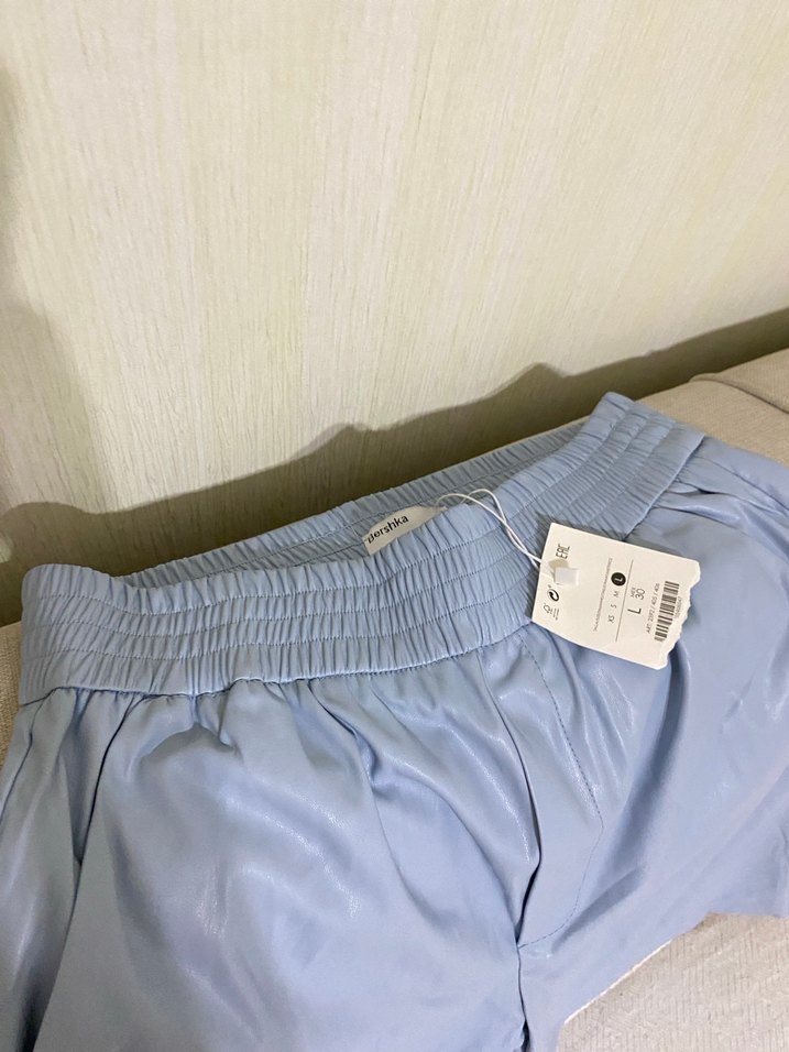 Mavi Kadın Mini Deri Şort - Görsel 4