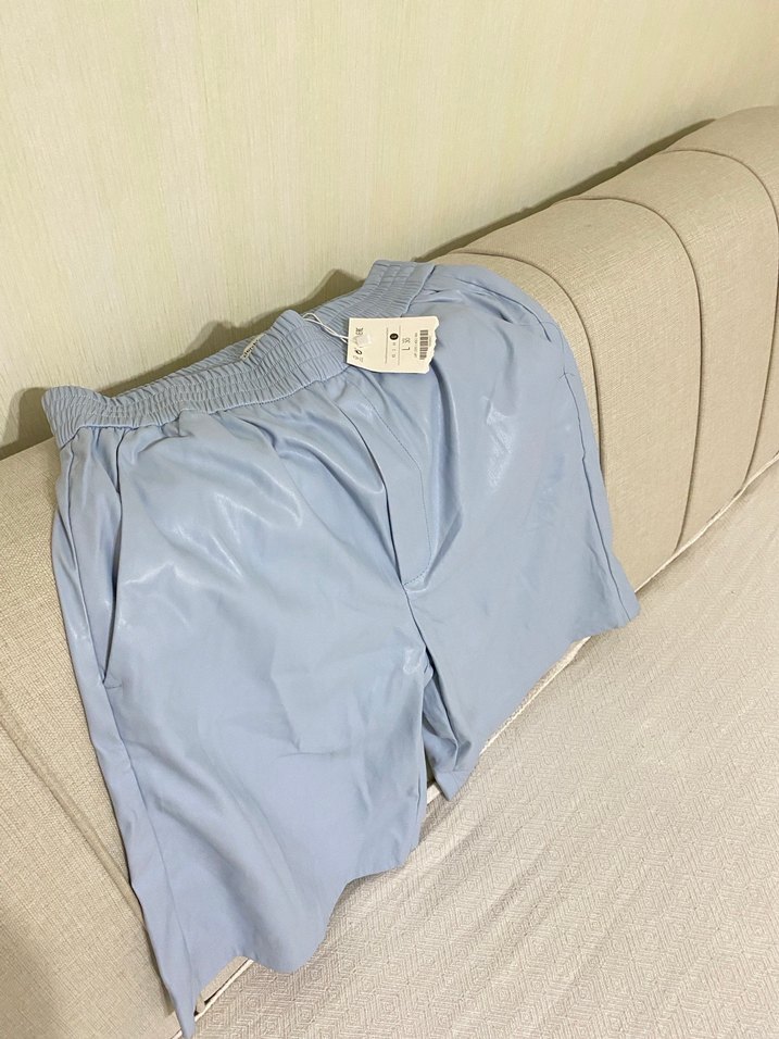 Mavi Kadın Mini Deri Şort - Görsel 3