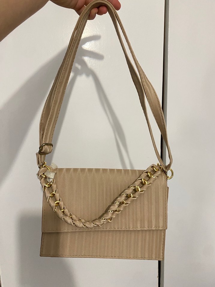 Bej Yılan Desenli Zincir Detaylı Deri Çanta - Görsel 2