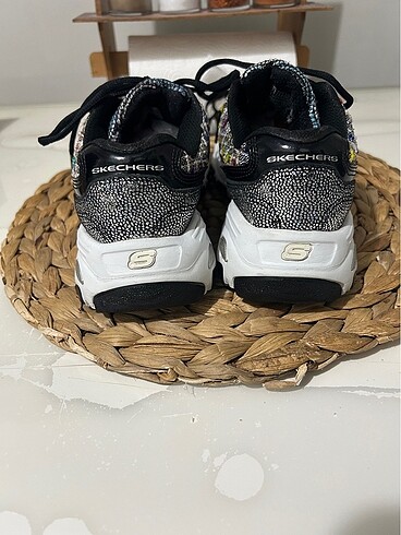 37,5 Beden Skechers D lites