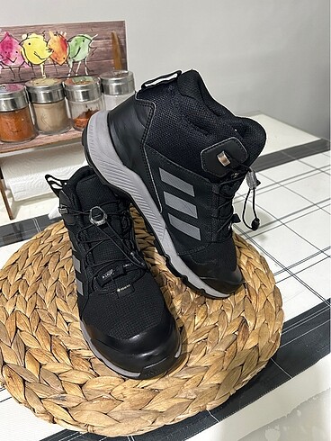 Adidas terrex gorotex