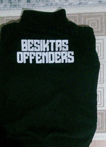 Beşiktaş offenders hırka 
