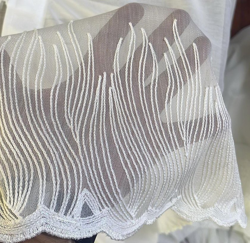 Vakko zemin etek desenli - Görsel 4