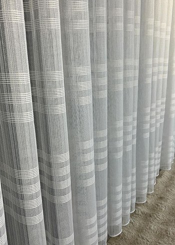 Beden Şeritli tül en 300 Sık pile