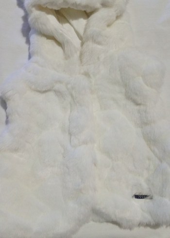 Mayoral beyaz kız kürk yelek - Görsel 3