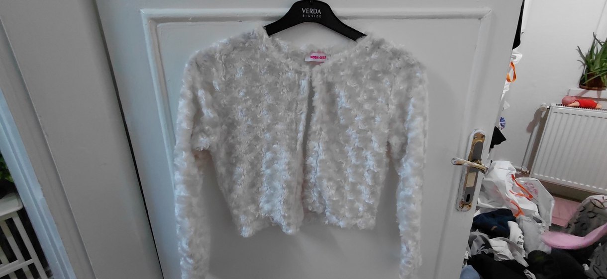 Kız Çocuk Beyaz Kürk Detaylı Bolero - Görsel 2