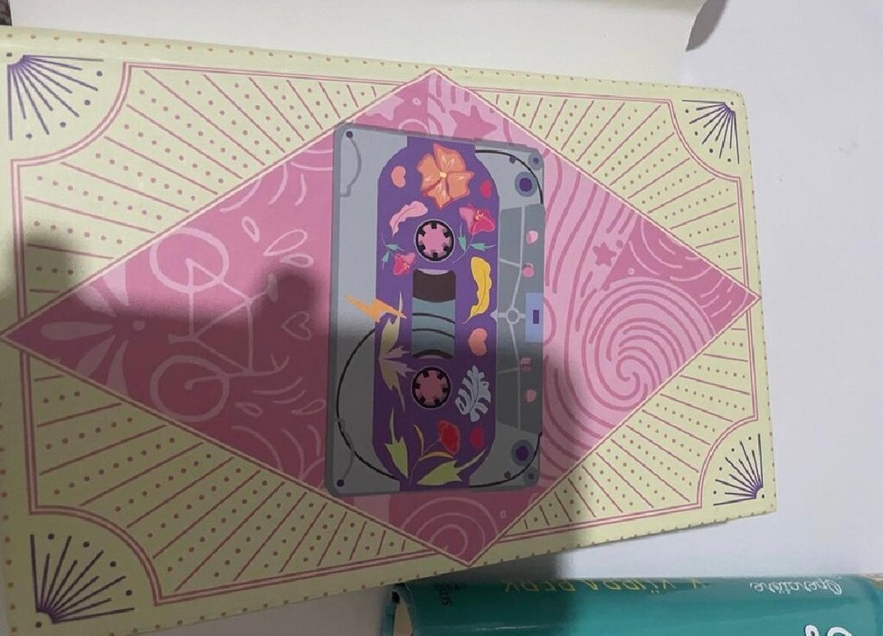 Operatöre Bağlanıyorsunuz - K. Kübra Berk - Görsel 5