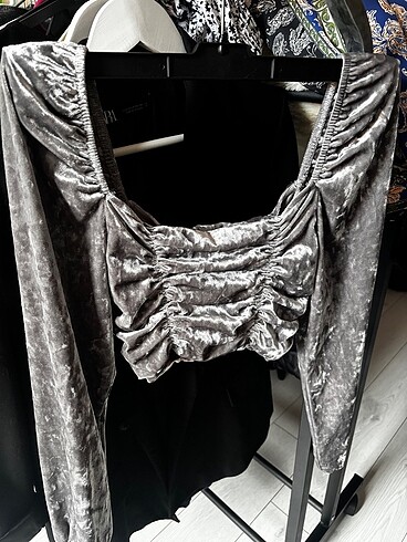 H&M metalik bluz