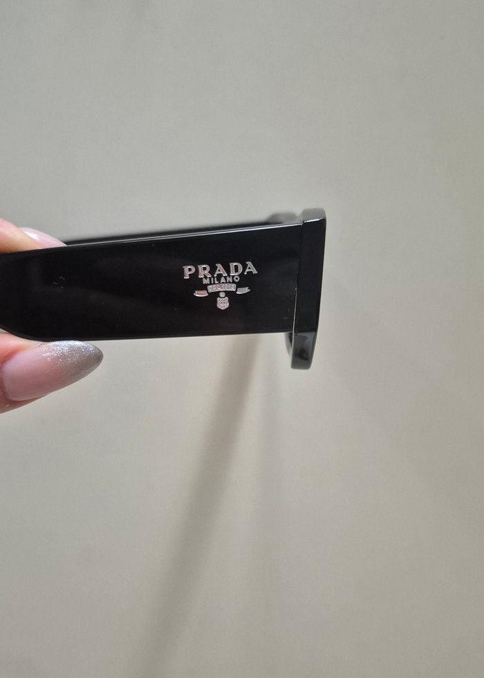 Prada Güneş Gözlüğü - Görsel 4