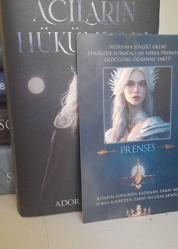 Acıların Hükümdarı ciltli