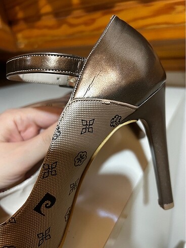 39 Beden camel Renk Pierre Cardin stiletto