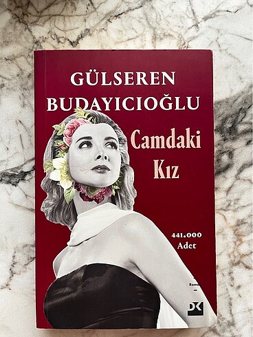 Gülseren budayıcıoğlu camdaki kız kitap