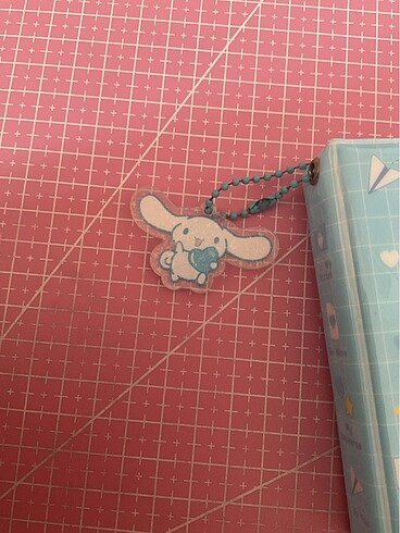 Sanrio cinnomaroll binder
