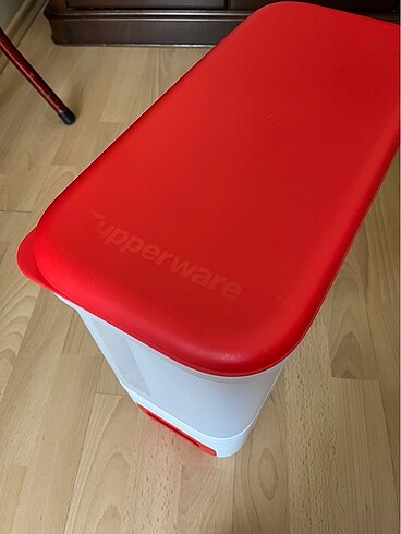 Beden Tupparware 10 Lt Ambar