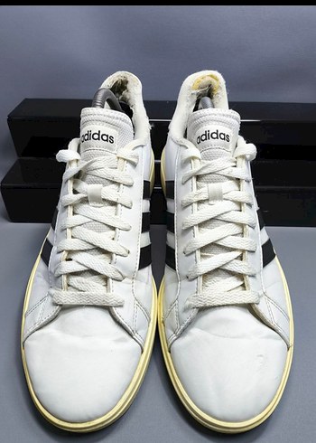 42.5 Beden ORİJİNAL ADİDAS SNEAKER