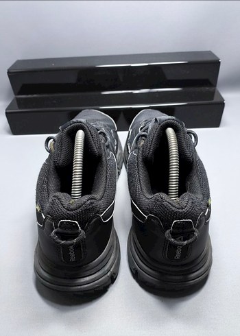 43 Beden gri Renk ORİJİNAL REEBOK SPOR AYAKKABI