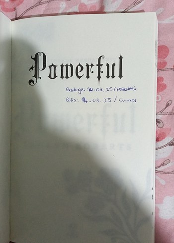 Beden Renk Powerful - Lauren Roberts